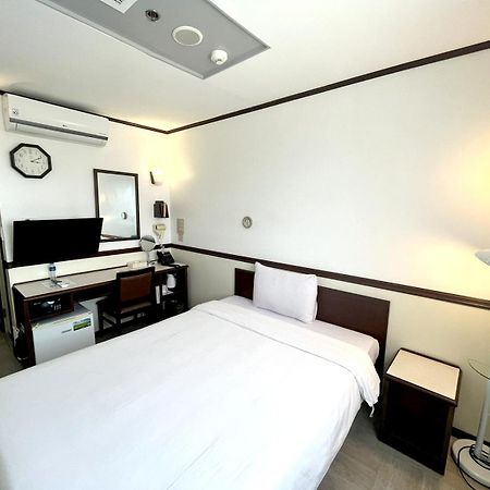 Toyoko Inn Cebu Stadt Exterior foto