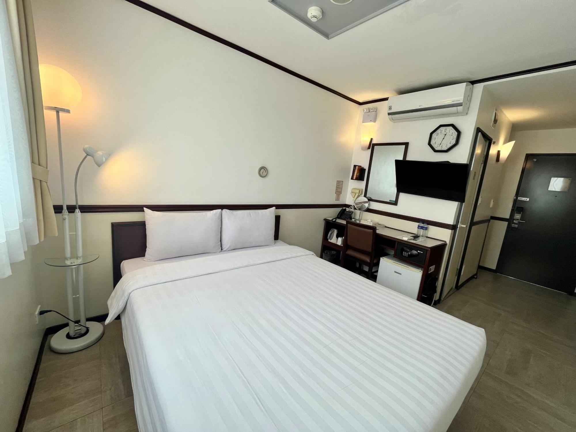 Toyoko Inn Cebu Stadt Exterior foto